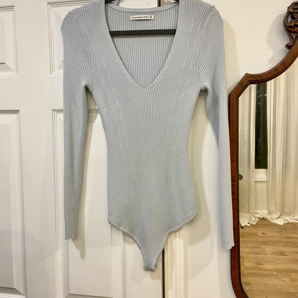 Abercrombie & Finch Elevated Knit Bodysuit / Light Blue - Picture 2 of 5